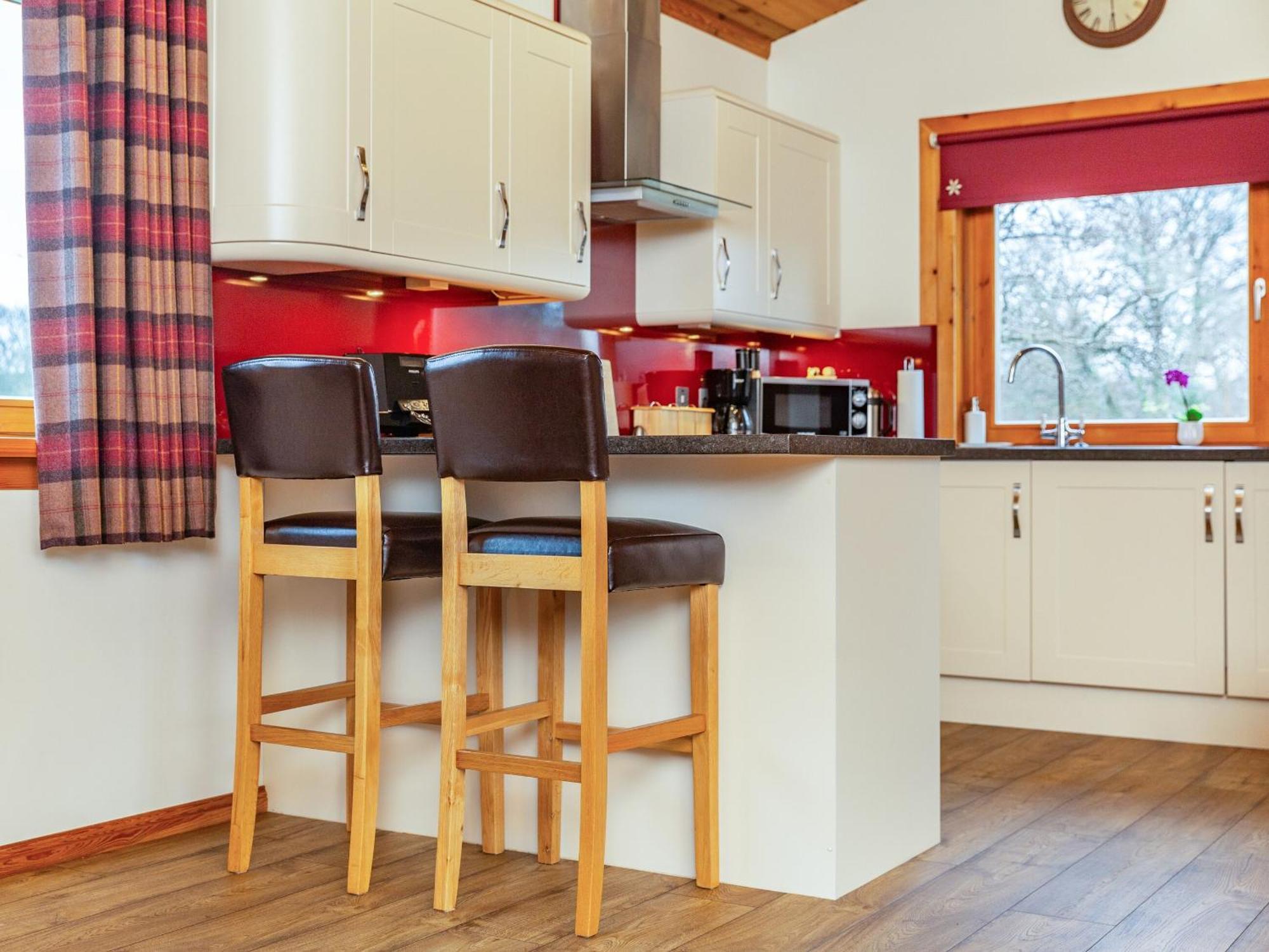Burnside Lodge Torlundy  Bagian luar foto